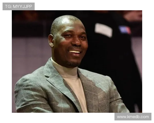 哈基姆·奥拉朱旺:从内线巨星到篮球智慧的代言人