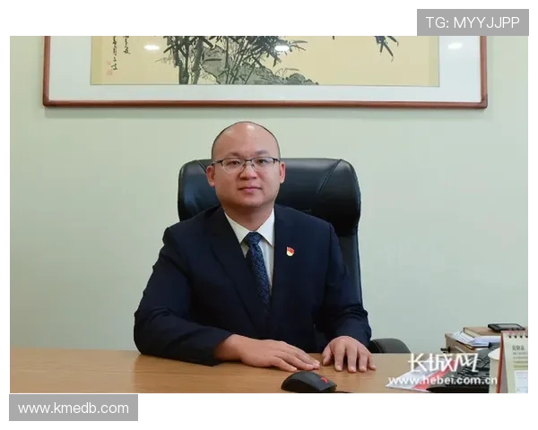 杨晨以坚韧与才华书写奋斗人生谱写新时代青年励志篇章