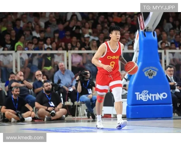 篮球世界杯震撼开战 中国男篮迎战强敌全力以赴誓要晋级八强