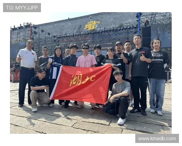 南京街舞队灵活性引发热议舞者们的风格与技巧之争