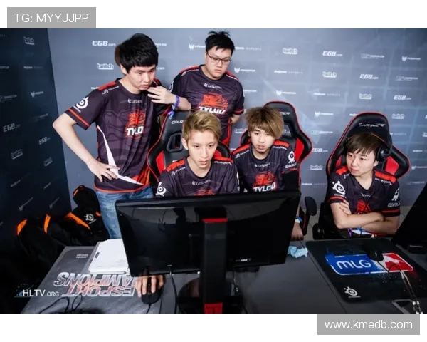 深入解析CSGO战术V5战队的进攻体系与策略运用