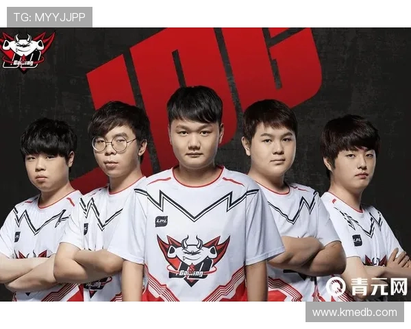 热议英雄联盟：JDG战队实力提升引发电竞圈广泛关注与讨论