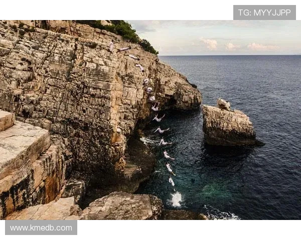 赛后分析：广州极限运动队与北京极限运动队的默契配合与战术探讨