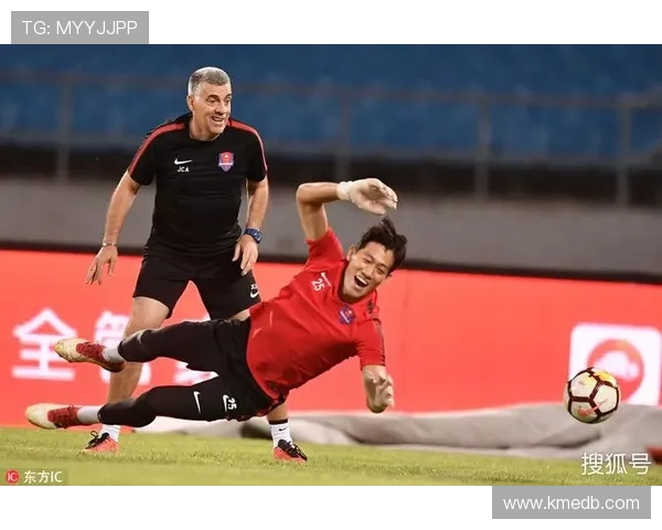 重庆乒乓球队在大师赛中的技术表现与战术分析全面解读 重庆乒乓球队在大师赛中的技术表现与战术分析全面解读